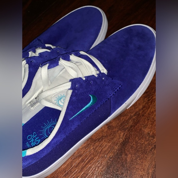 Nike Size 11.5 - Picture 13 of 15